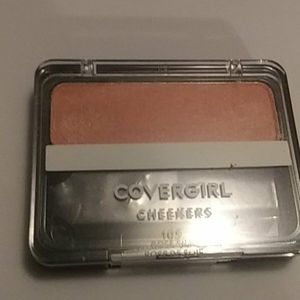 Covergirl. Cheekers